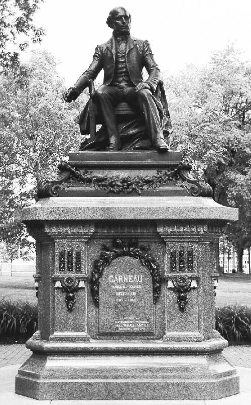 Photographie du Monument F.X. Garneau (1912)