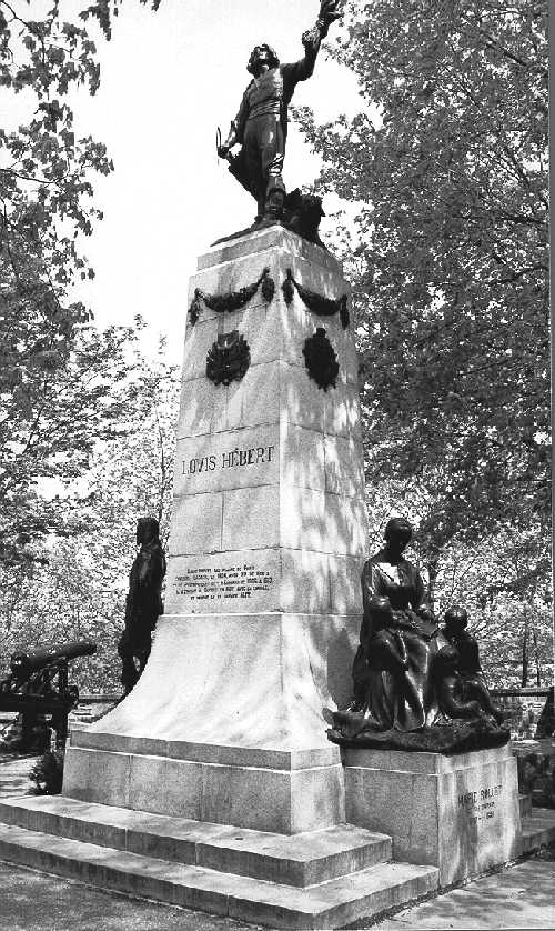 Photographie du Monument Louis-Hébert (1918)